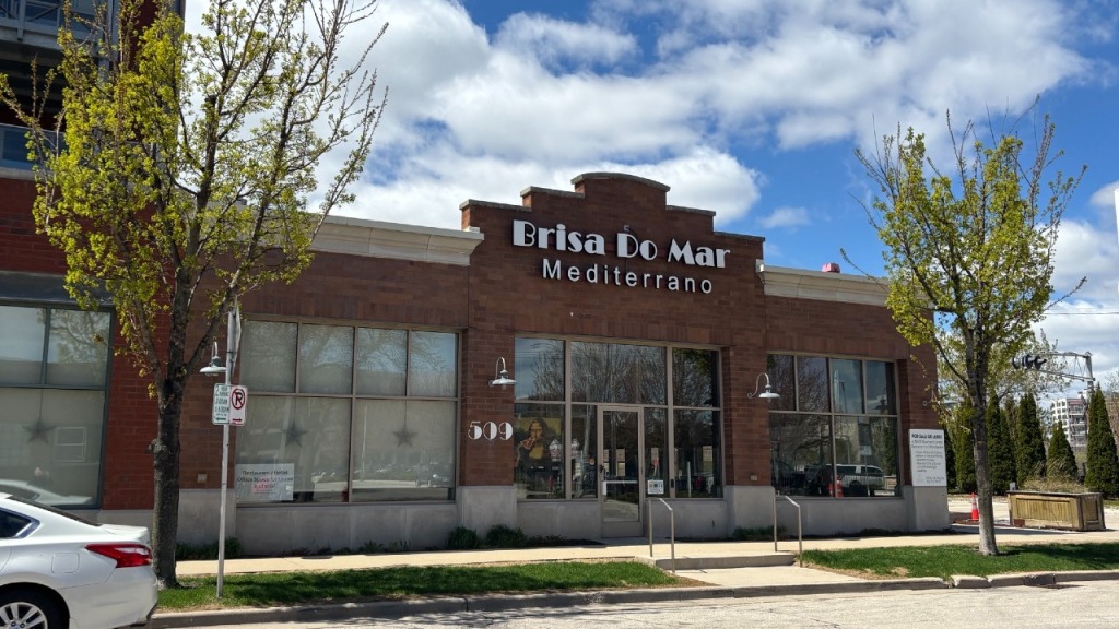 Brunch restaurant planned for Third Ward riverfront space — Wauwatosa Dining news